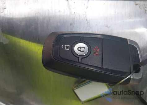 2019 Ford Ecosport Titanium z USA, uszkodzony, nr VIN MAJ3S2KE0KC292512